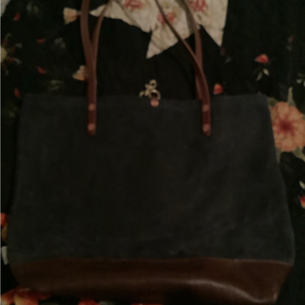 Cleaning out closet, deserves a home where it can be used